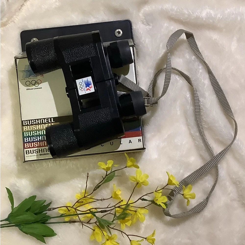 Bushnell medalist compact